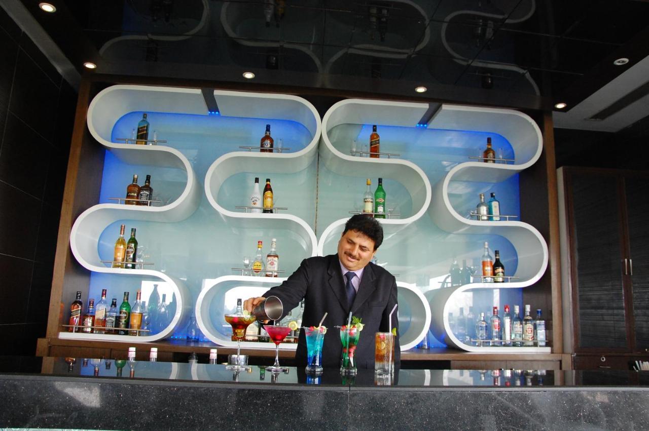 Hotel Shivalikview Chandīgarh Εξωτερικό φωτογραφία
