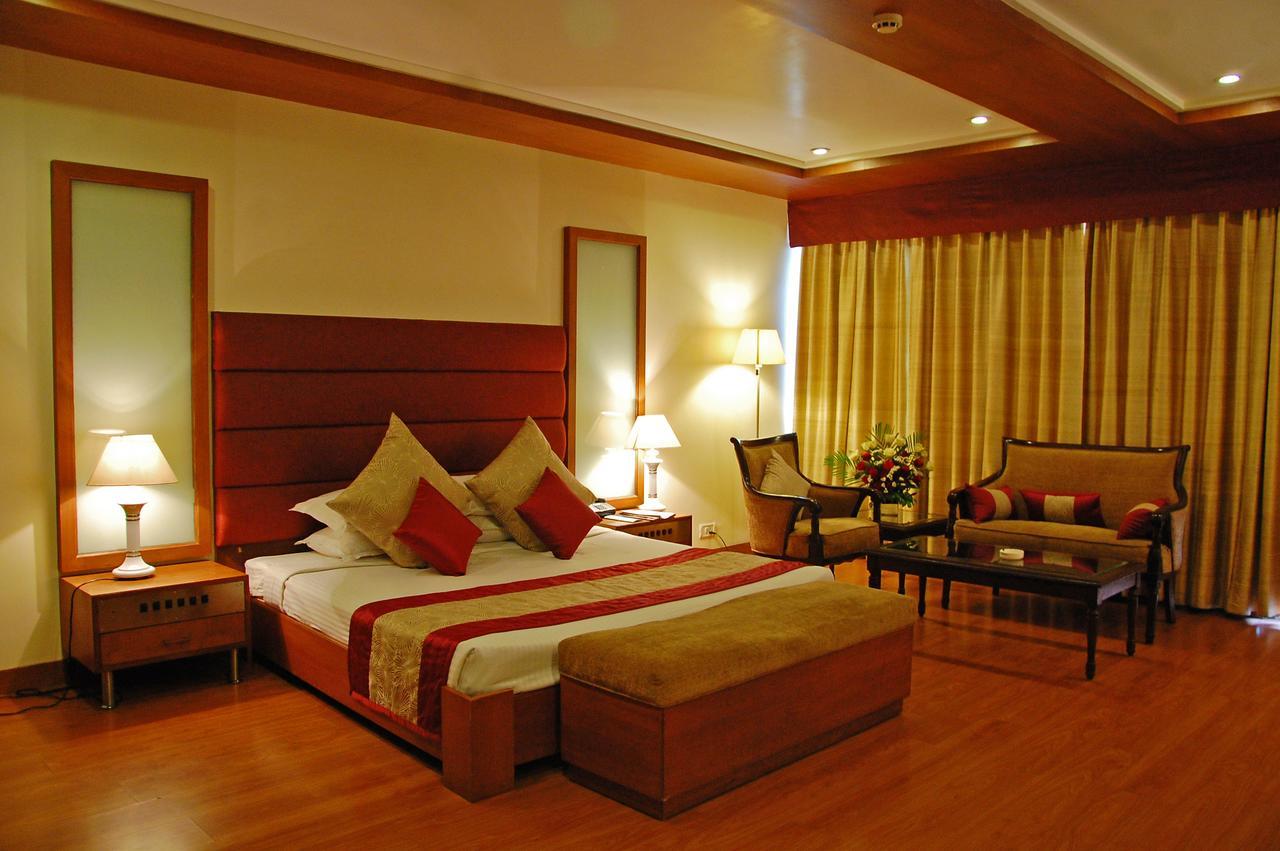 Hotel Shivalikview Chandīgarh Εξωτερικό φωτογραφία